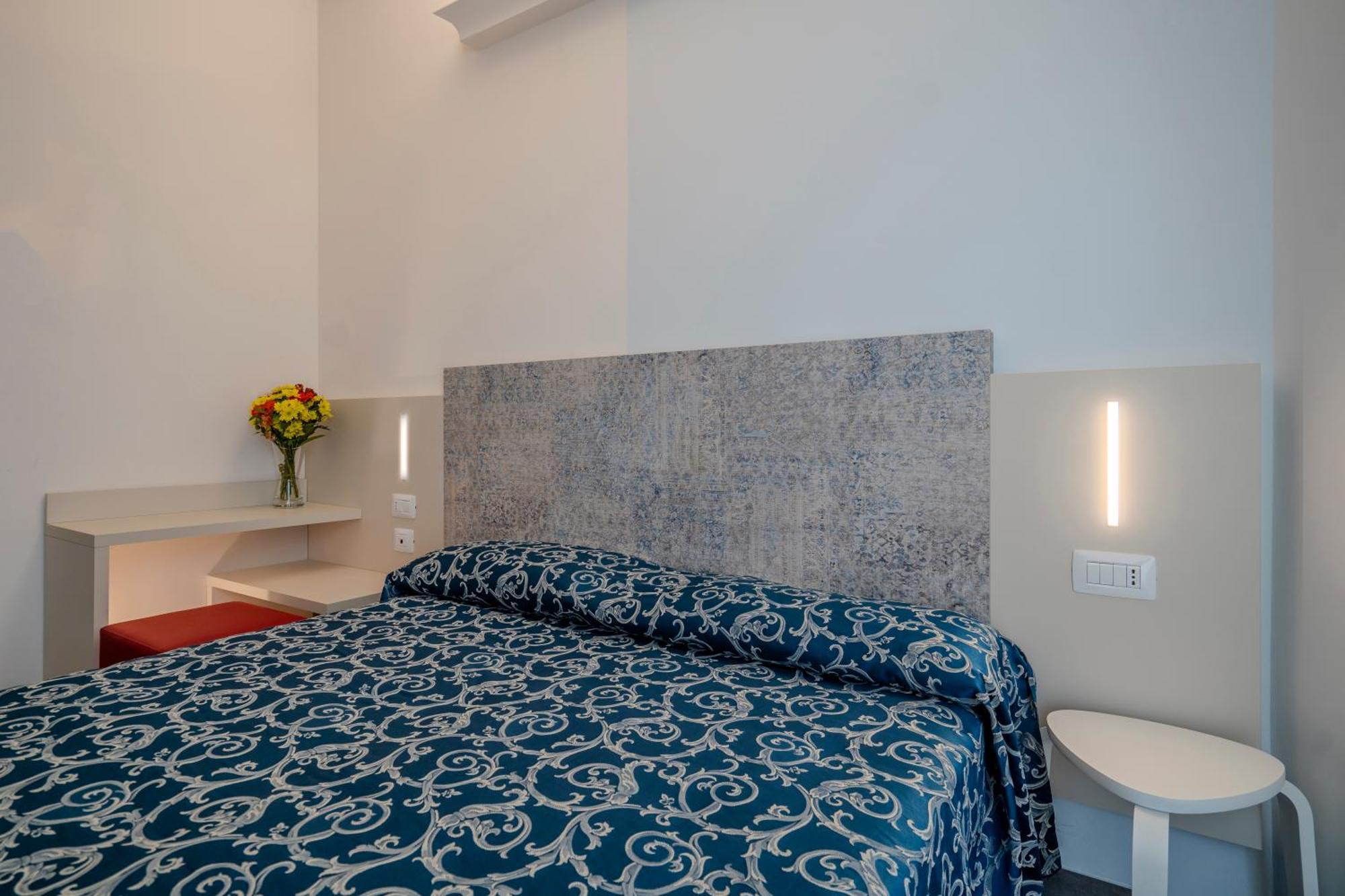 Hotel 2000 Rimini Exterior photo